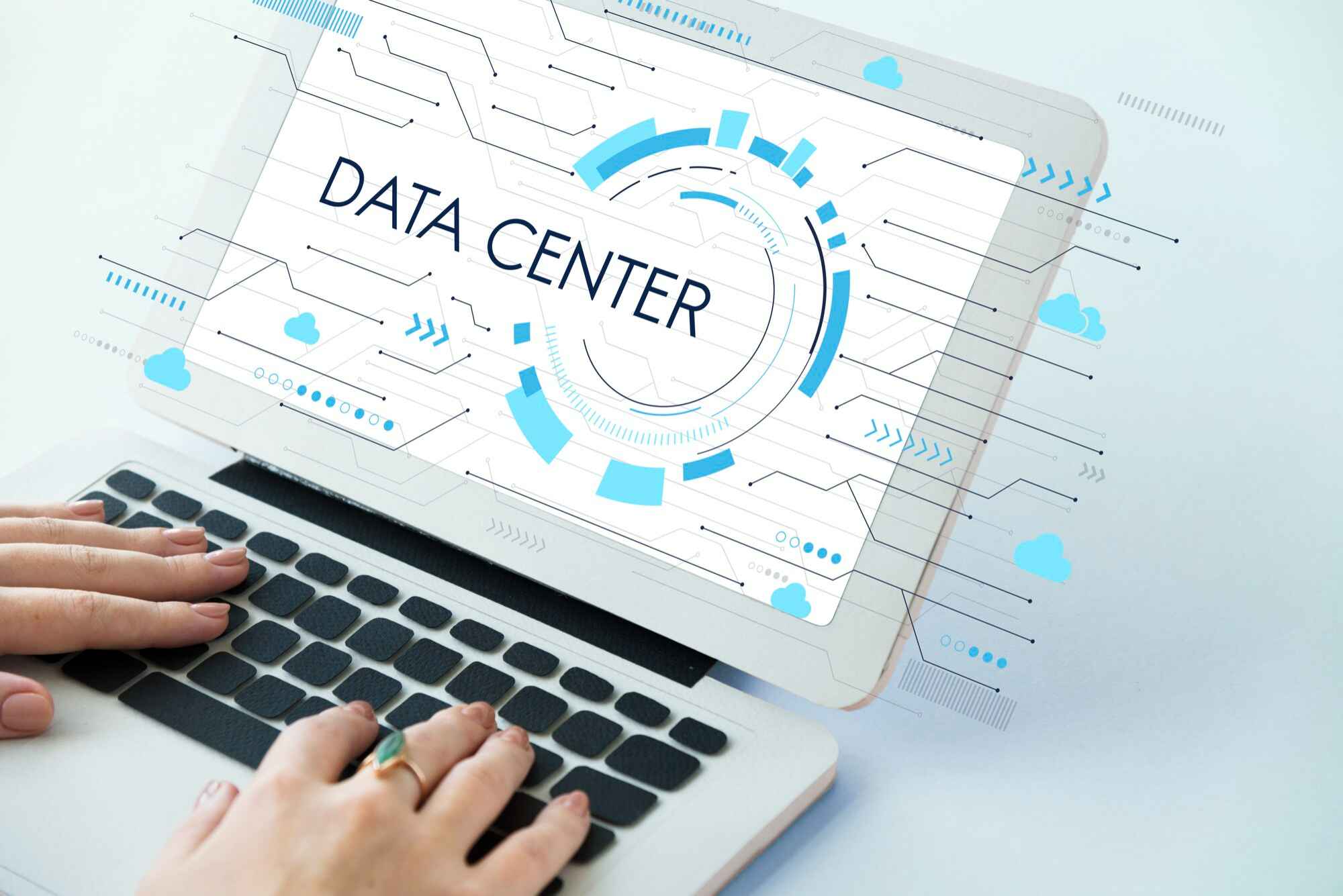 Centralized Data Management in Data Center